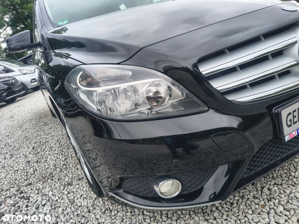 Mercedes-Benz Klasa B 200 7G-DCT Edition - 12