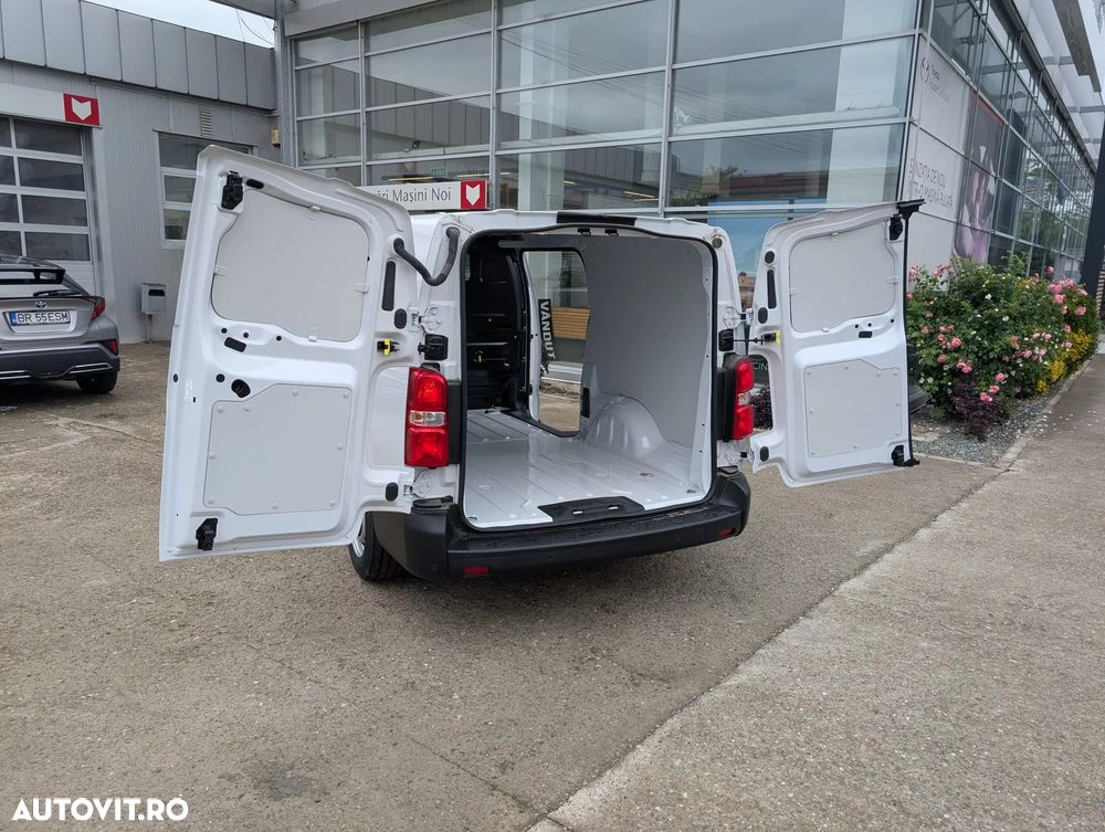 Toyota PROACE Van L2H1 Electr 136CP - 12