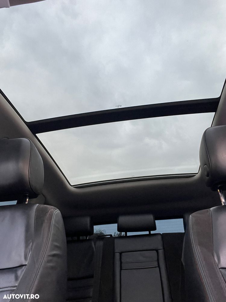 Volkswagen Touareg - 9