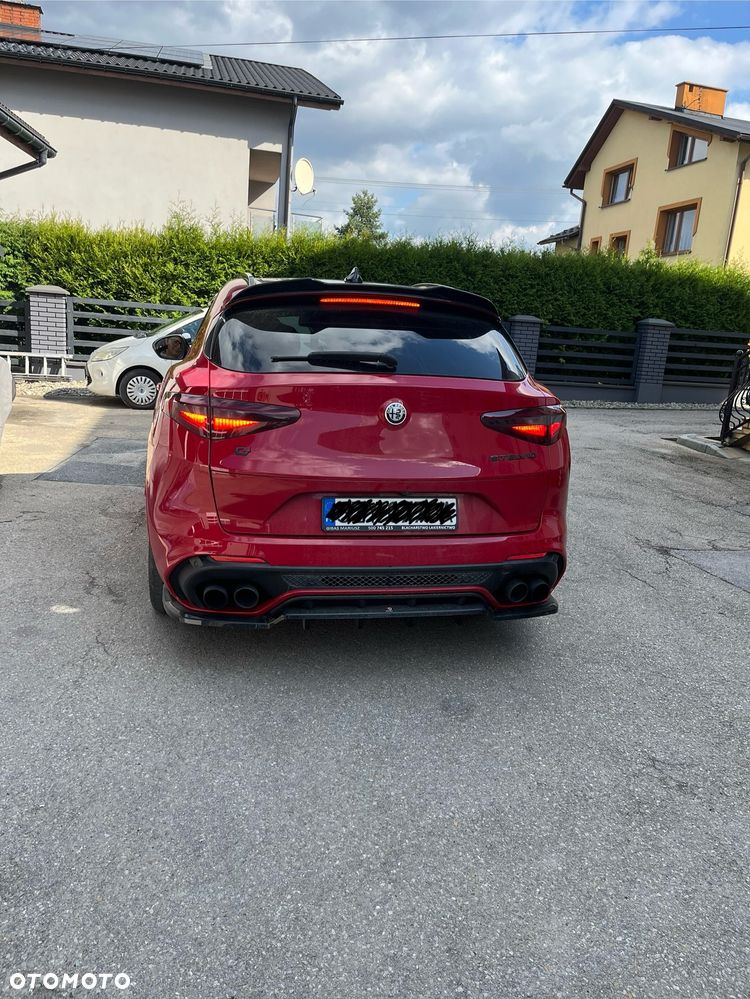 Alfa Romeo Stelvio 2.0 Turbo 16V AT8-Q4 Veloce