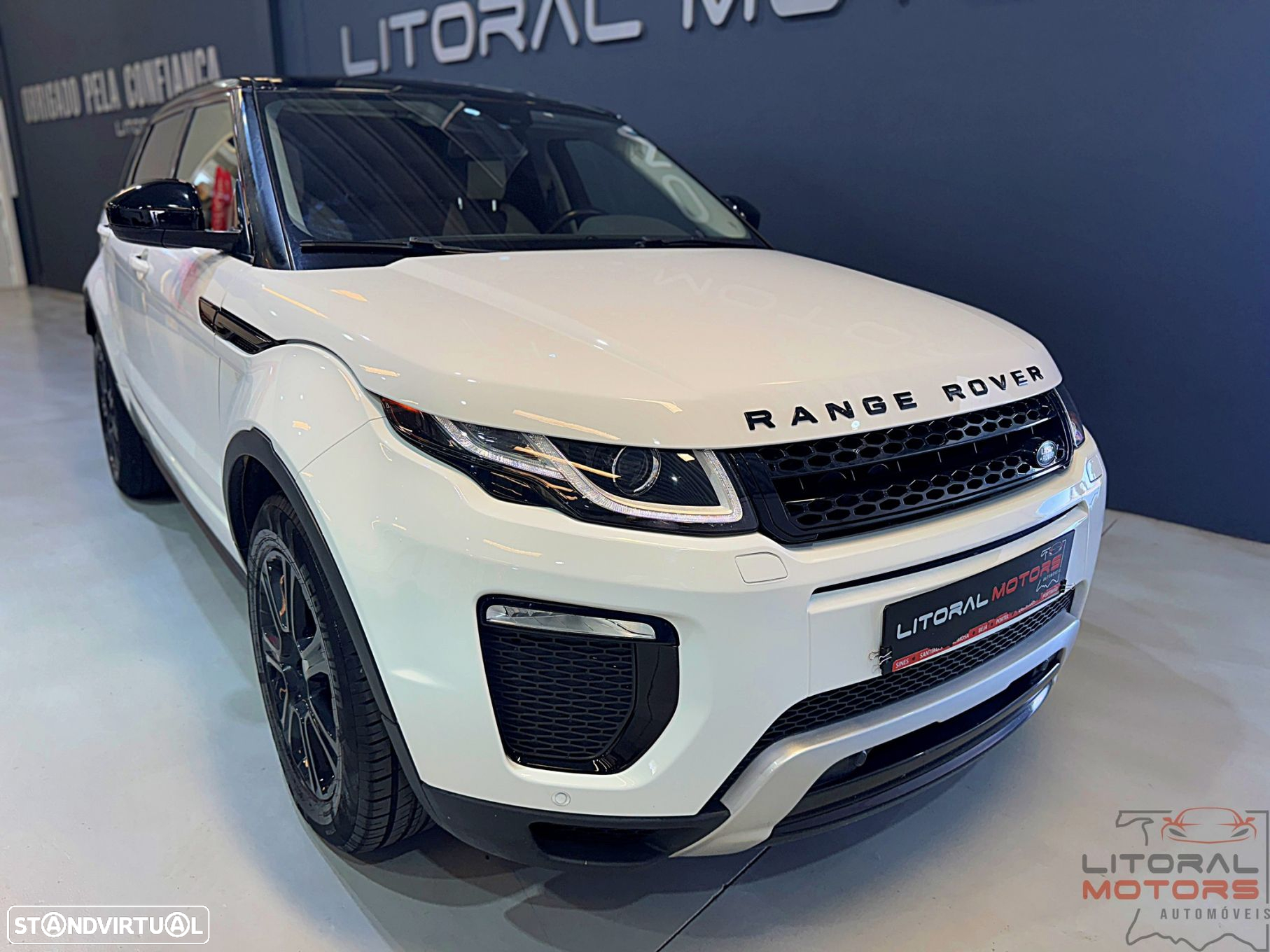 Land Rover Range Rover Evoque TD4 SE Dynamic - 3