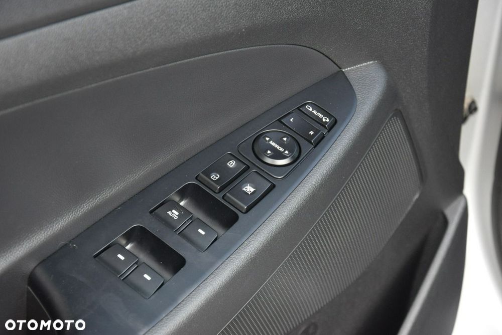 Hyundai Tucson 1.7 CRDI BlueDrive Classic 2WD - 18