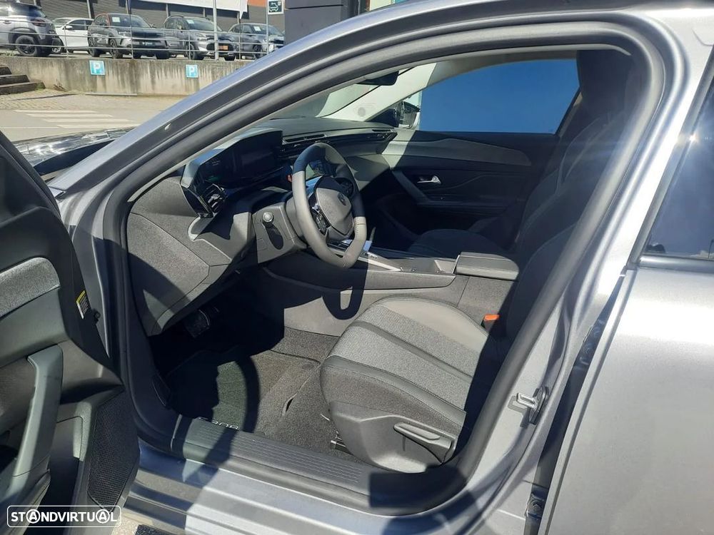 Peugeot e-308 54 kWh Allure - 10