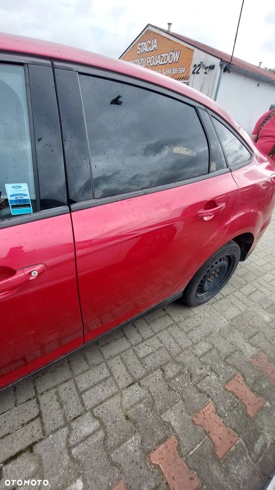 Ford Focus MK3 FL 2017 r 1,6 b drzwi szyba koła fotel tylna klapa lampa itp - 12