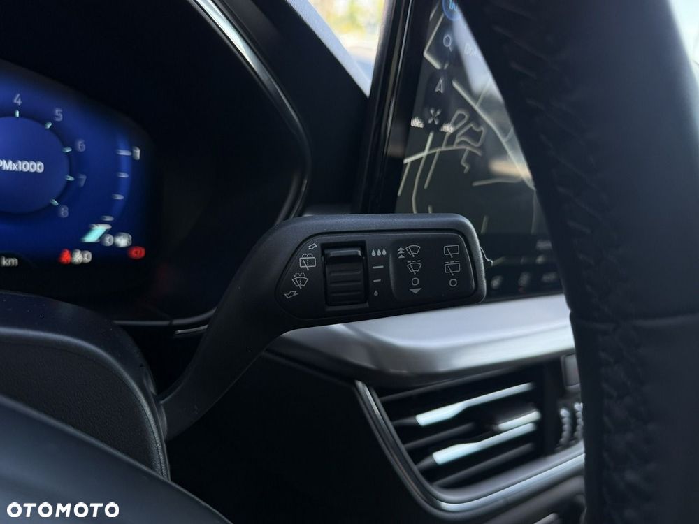 Ford Focus 1.0 EcoBoost mHEV Titanium X - 19