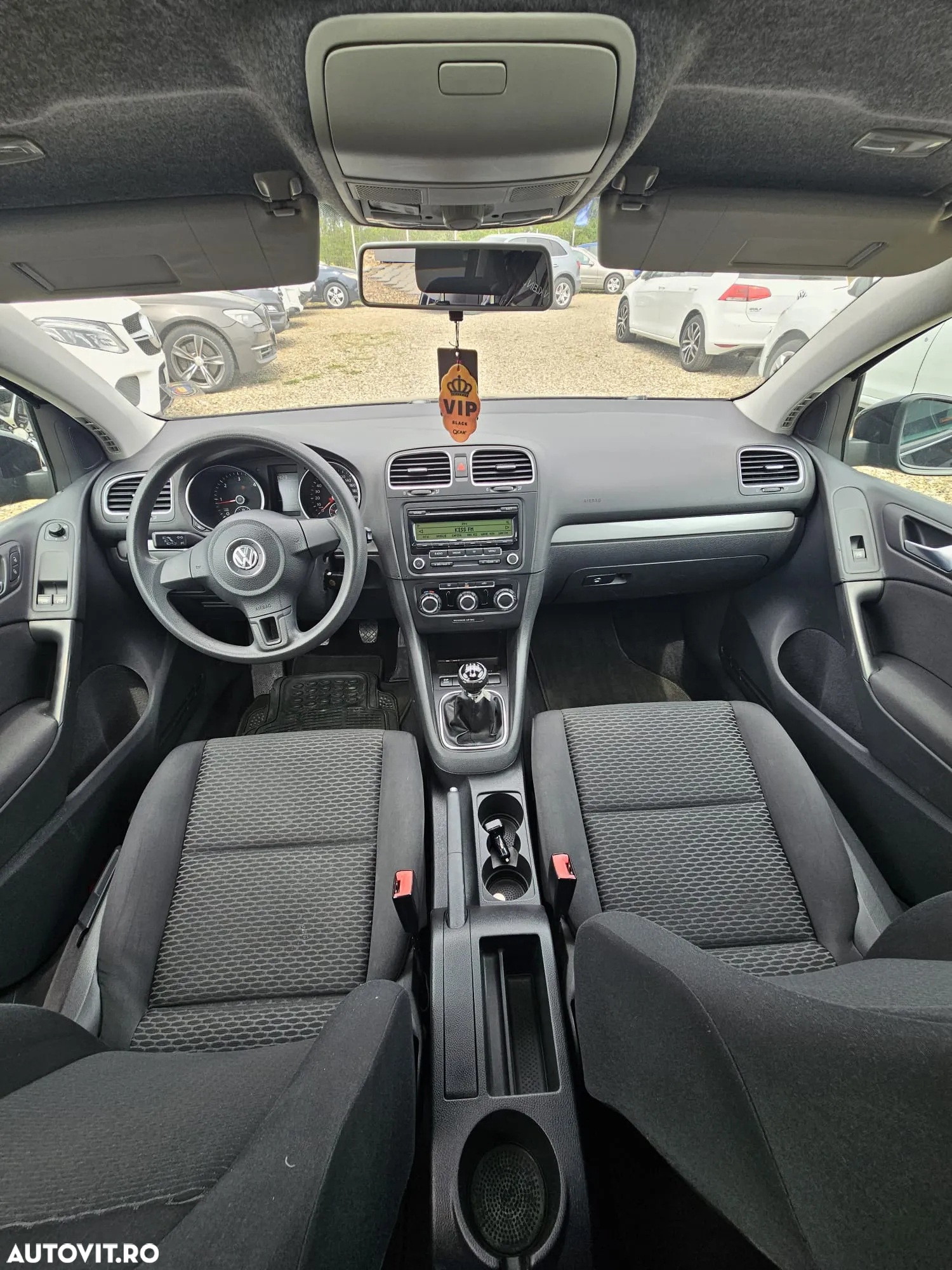 Volkswagen Golf - 6
