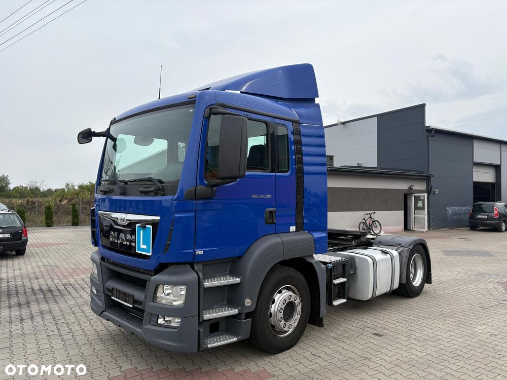 MAN TGS 18.320 / DZIENNA KABINA / idealny do NAUKA JAZDY / SILNIK 10.5L nie 360 / 400 / 420 / 430