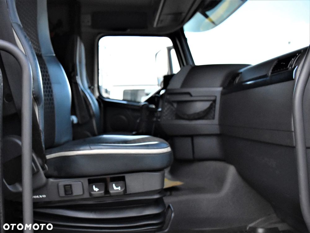 Volvo FH 500 * Hakowiec 5,60 m *STAN BDB* 6x4 - 10