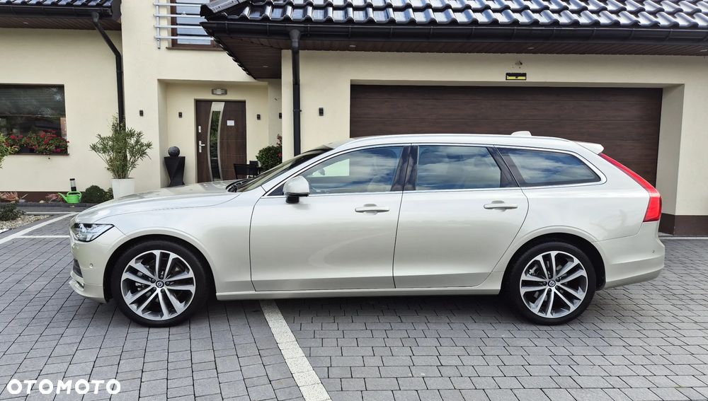 Volvo V90 D4 AWD Momentum - 2