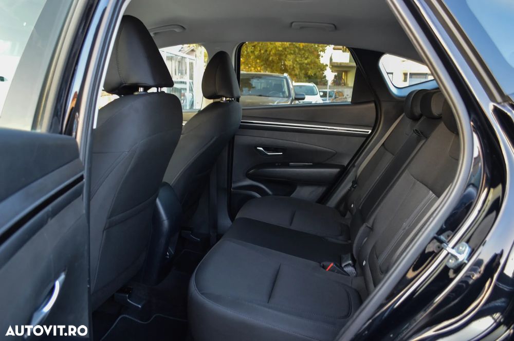 Hyundai Tucson 1.6 T-GDi HEV 2WD Trend - 24