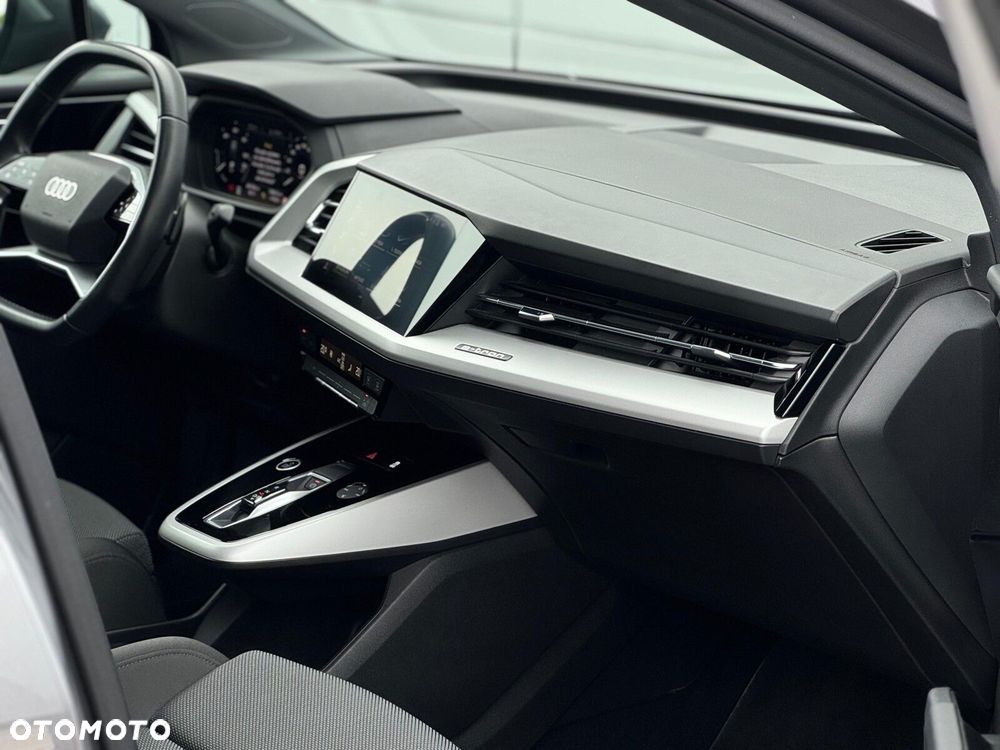 Audi Q4 e-tron 35 52kWh Advanced - 14