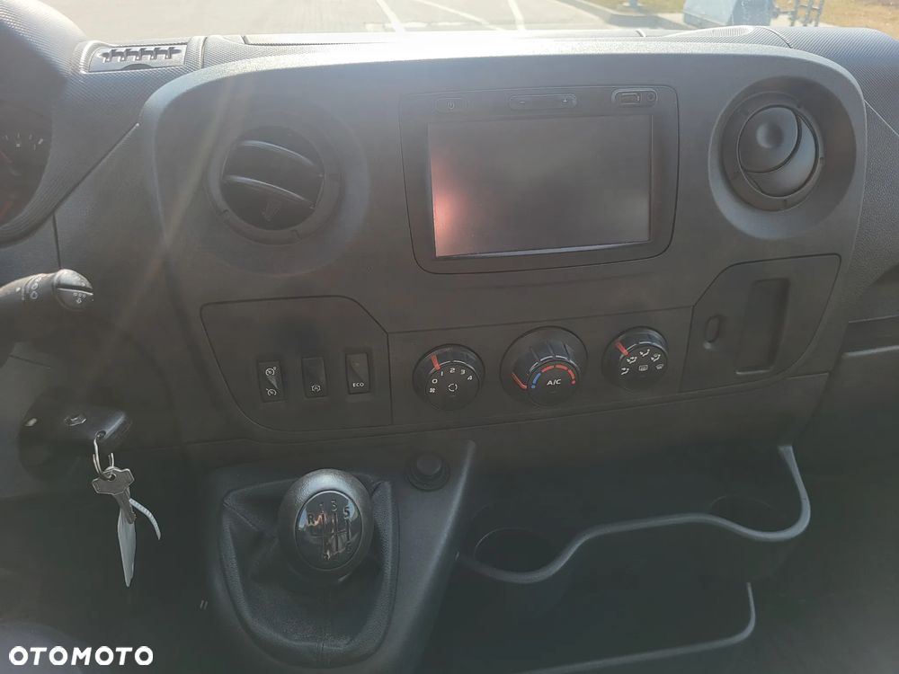 Renault Master - 29