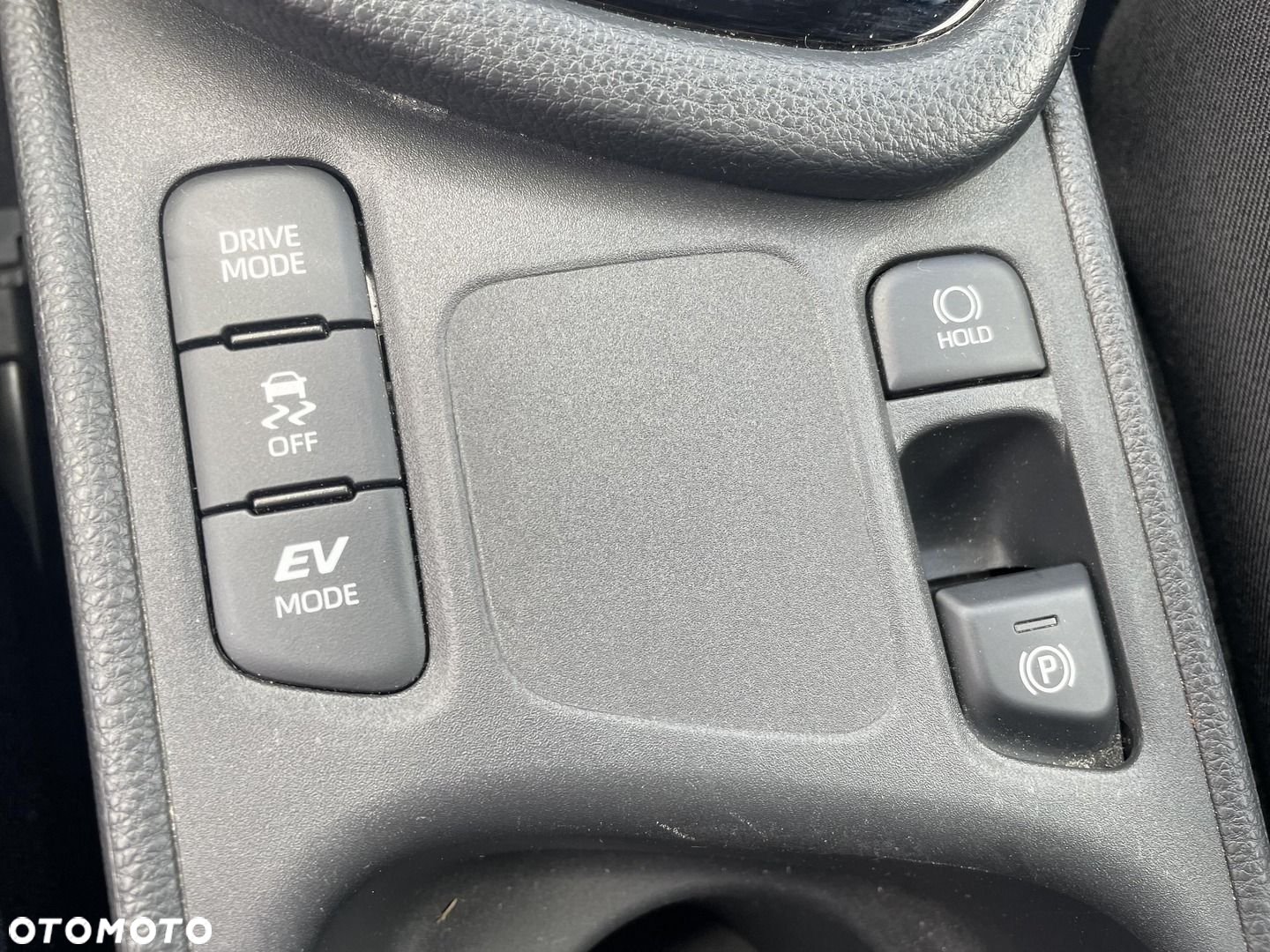 Toyota Yaris - 24