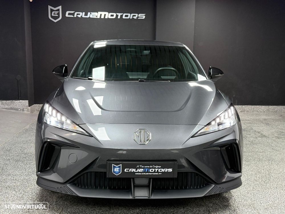 MG MG4 64 kWh Luxury - 3