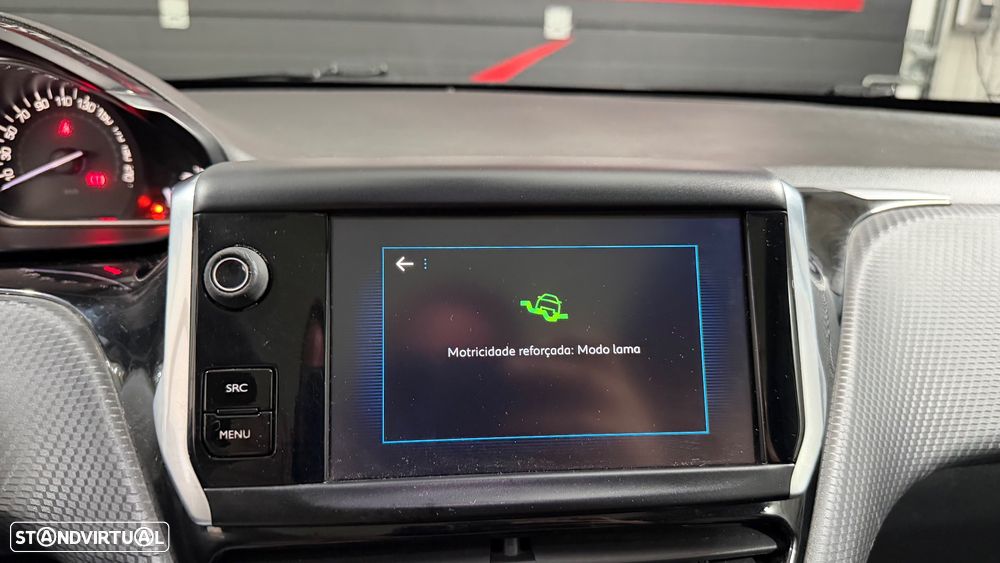 Peugeot 2008 1.2 PureTech Crossway - 29