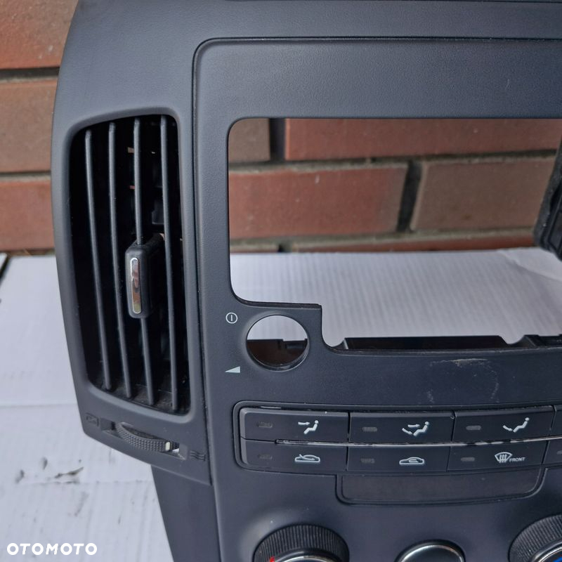HYUNDAI I30 10r PANEL KLIMATYZACJI RAMKA RADIA KRATKA NAWIEWU 97250-2L150 - 4