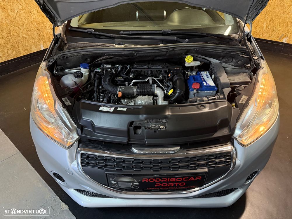Peugeot 208 1.4 HDi Access - 28