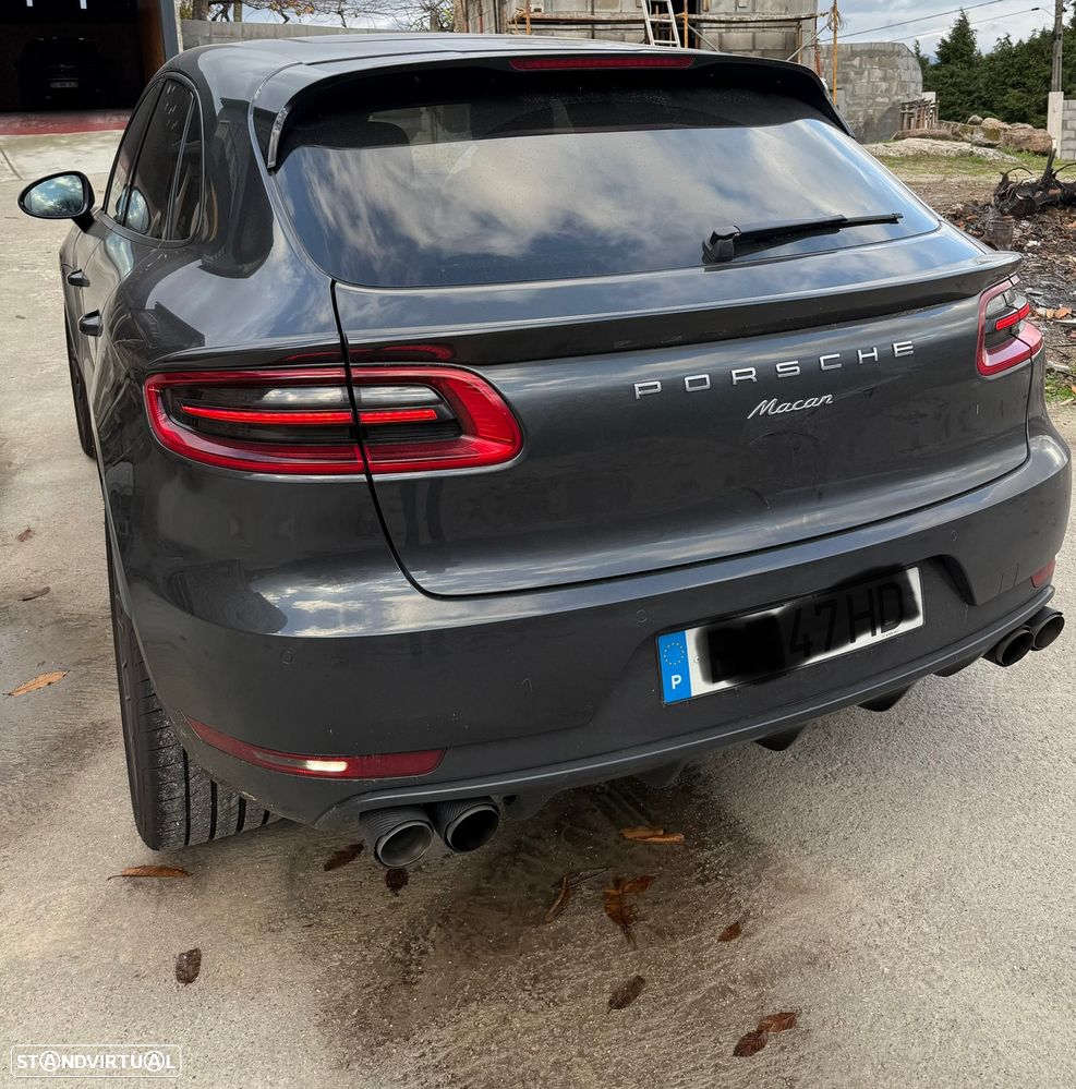 Porsche Macan Standard - 2