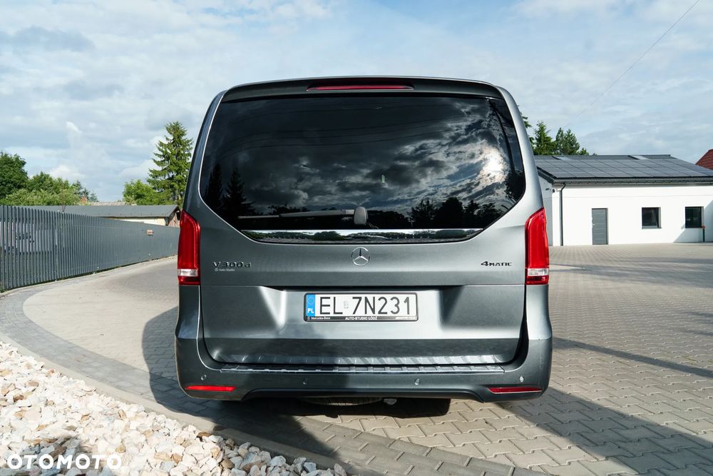 Mercedes-Benz Klasa V 300 d 9G-Tronic - 31