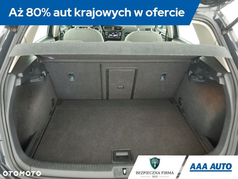 Volkswagen Golf - 11