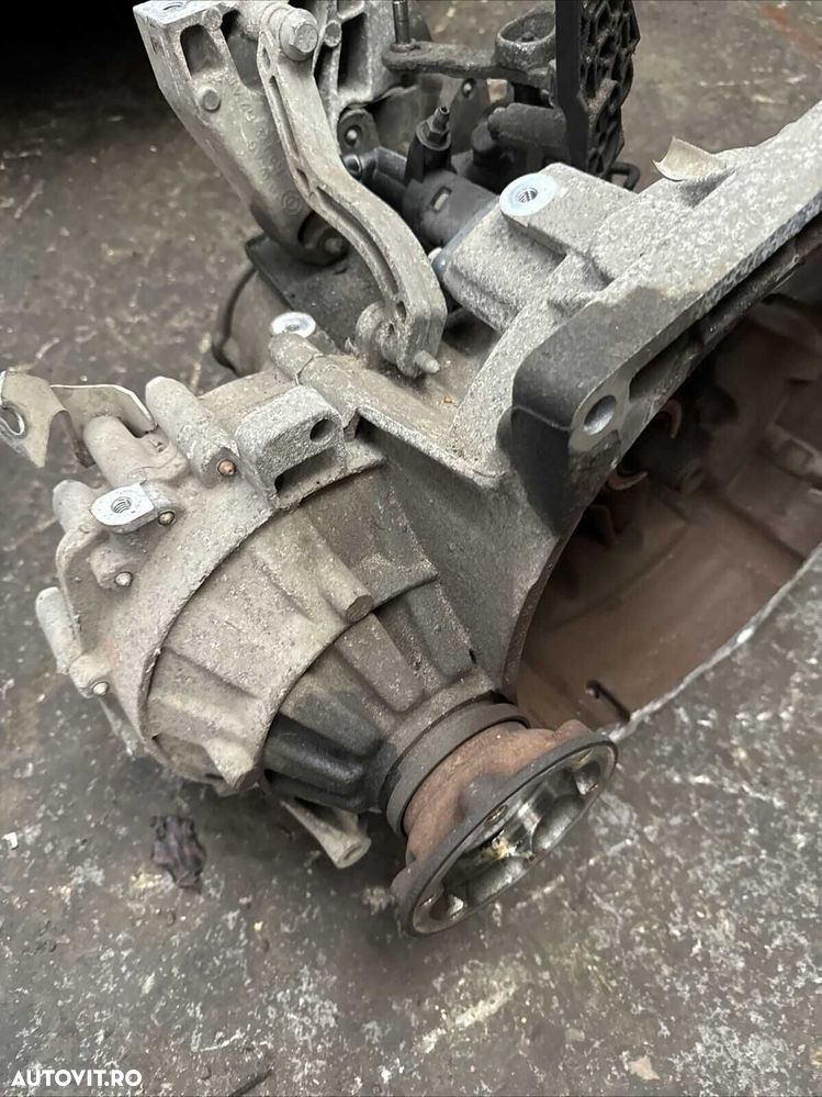 Cutie de viteza VW Caddy 1.6 TDI cu Start-Stop; MLT/ Reparatii - 1
