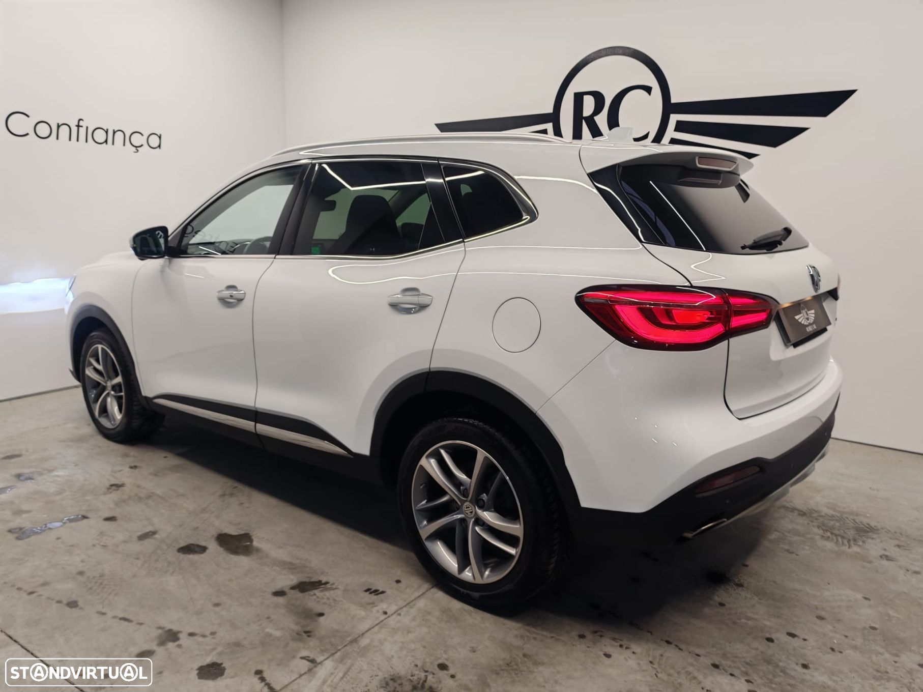 MG EHS 1.5 T-GDI Plug-in Hybrid Luxury - 5