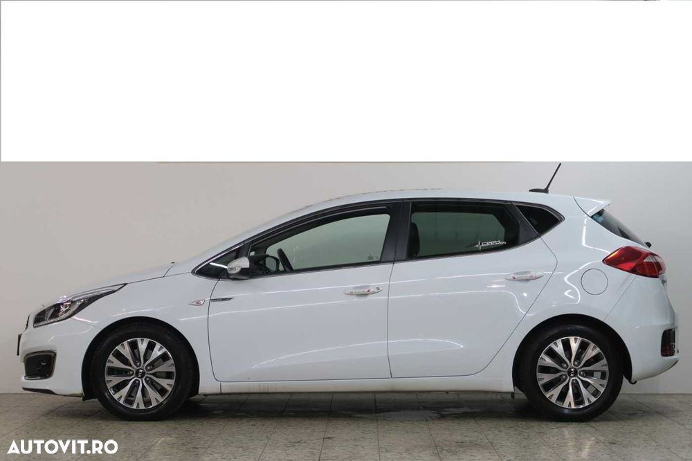 Kia Ceed 1.6 GDI Dream-Team Edition - 3