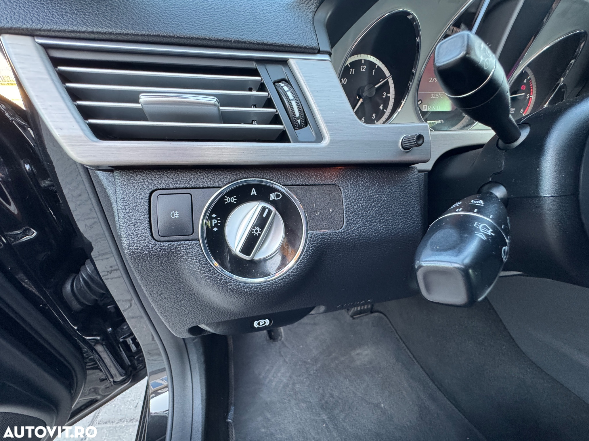 Mercedes-Benz E - 21