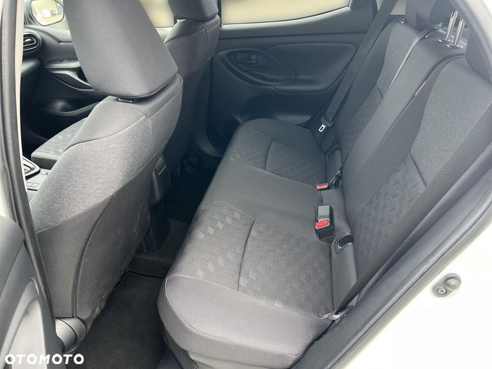 Toyota Yaris Hybrid 1.5 Style - 14