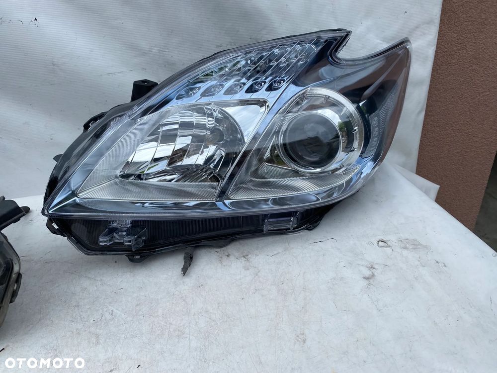 lampy toyota prius III 3 komplet eu całe - 3