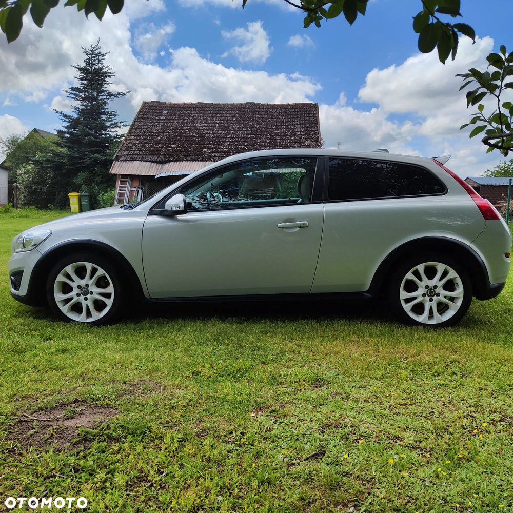 Volvo C30 D3 Summum - 8