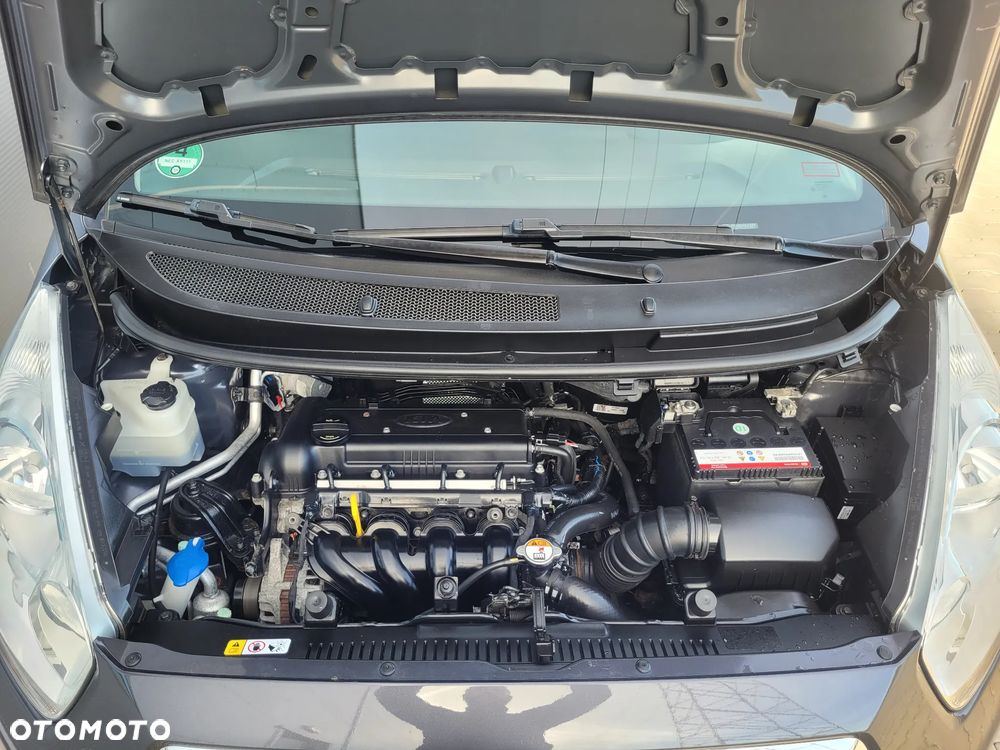 Kia Venga 1.6 CVVT Platinum Edition - 23