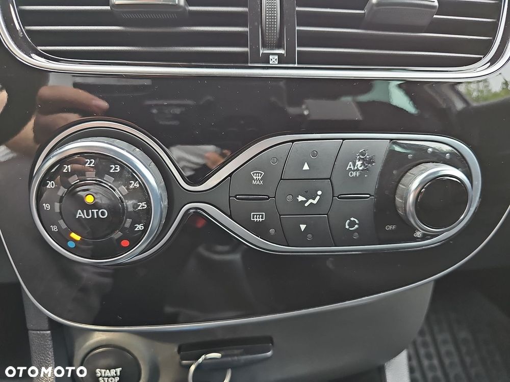 Renault Clio 0.9 Energy TCe Limited - 25