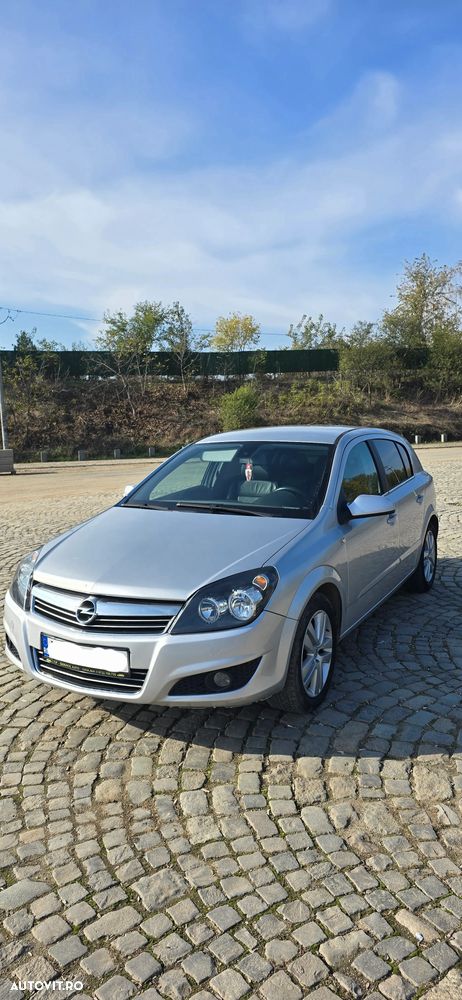 Opel Astra 1.7 CDTI Cosmo - 2