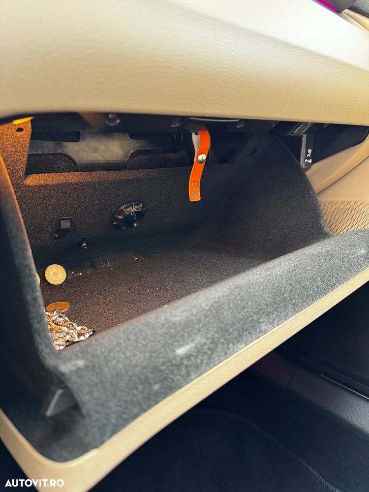 Volkswagen Passat CC 2.0 TDI DSG - 28