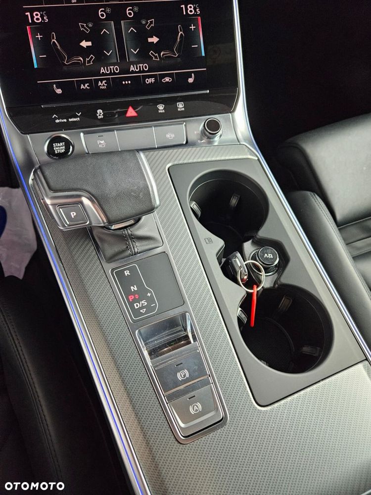 Audi A6 Avant - 29