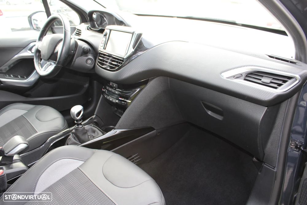 Peugeot 2008 PureTech 110 Stop&Start Allure - 29