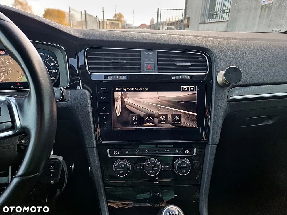 Volkswagen Golf GTD (BlueMotion Technology) - 29