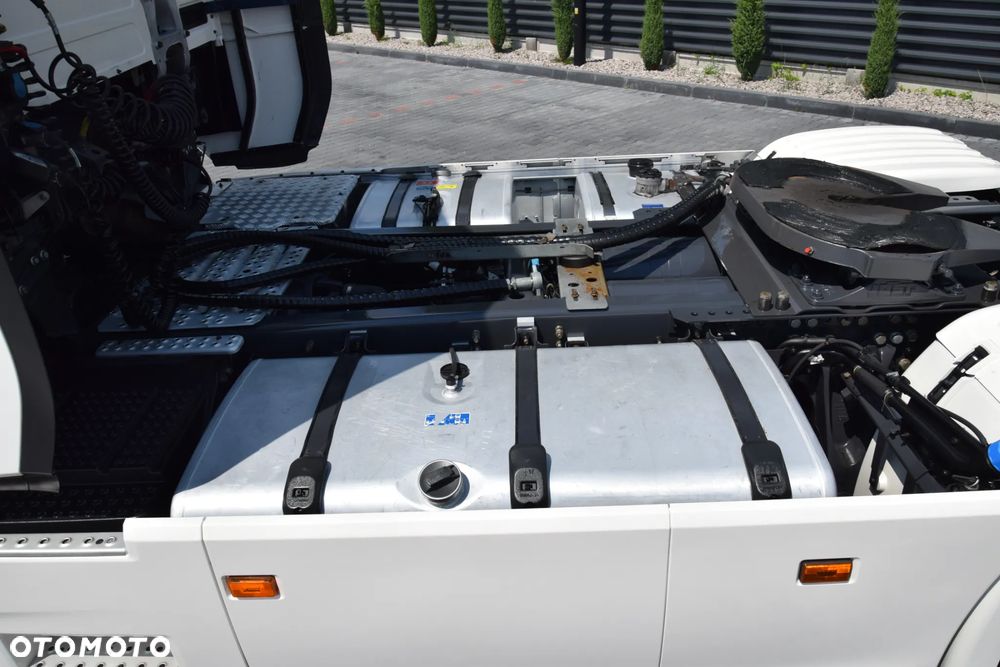 Scania 500S / FULL AIRMATIC / HYDRAULIKA / RETARDER / KLIMATYZACJA POSTOJOWA / ACC / KLIMA / 2 ZBIORNIKI PALIWA / FULL LEDY / FULL SPOILERY / SERWISOWANA / SPROWADZONA - 18