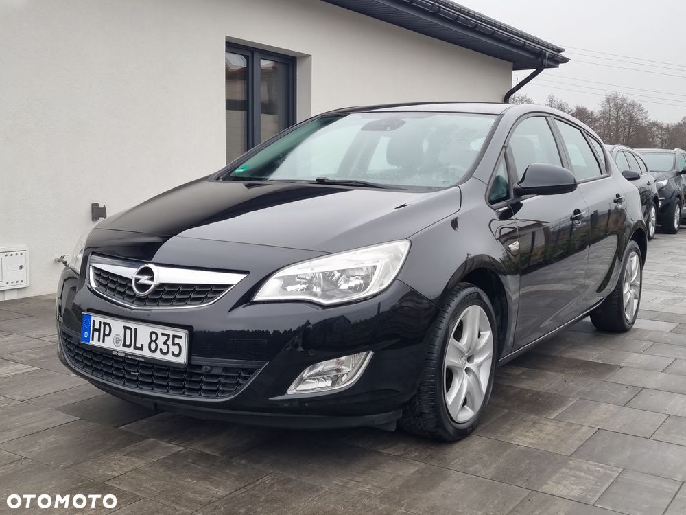Opel Astra 1.4 Turbo Cosmo - 1