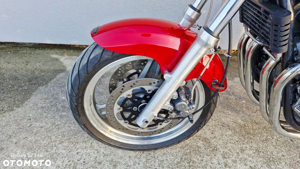 Kawasaki Zephyr - 11