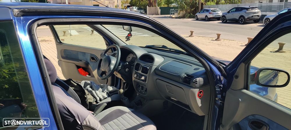 Renault Clio 1.2 MTV - 9