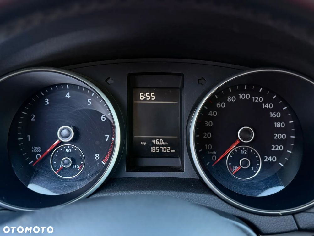 Volkswagen Golf - 12