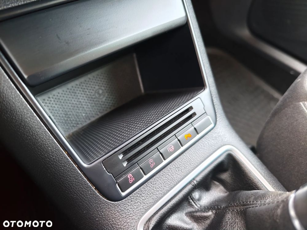 Volkswagen Tiguan - 33