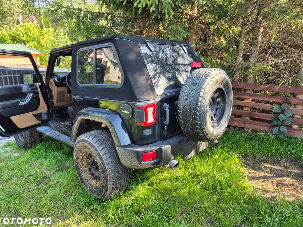 Jeep Wrangler - 17