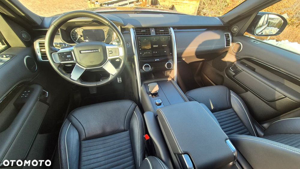 Land Rover Discovery 2.0 P300 R-Dynamic SE - 18