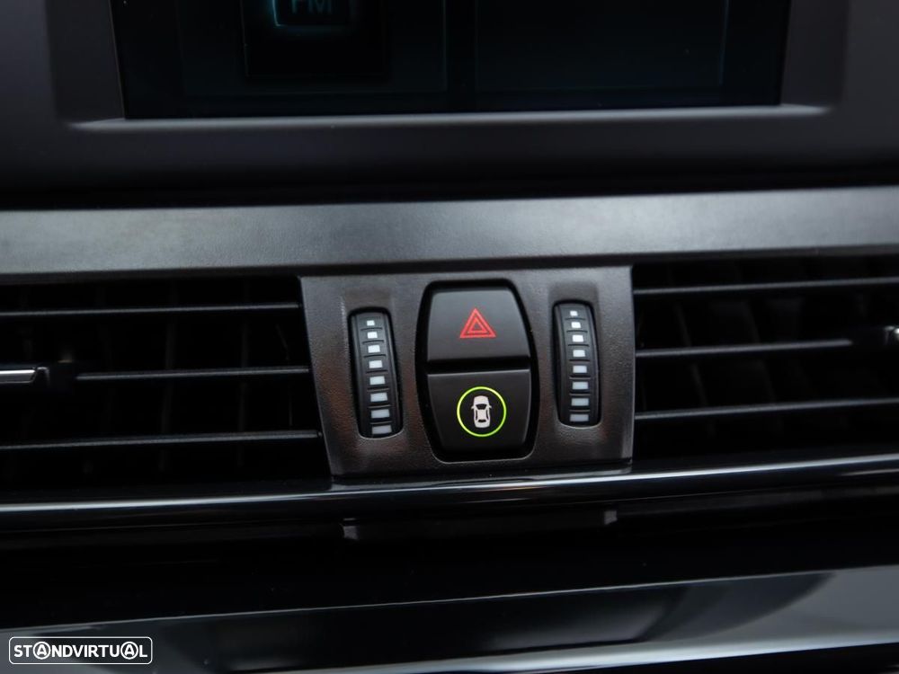 BMW 216 Active Tourer d - 17
