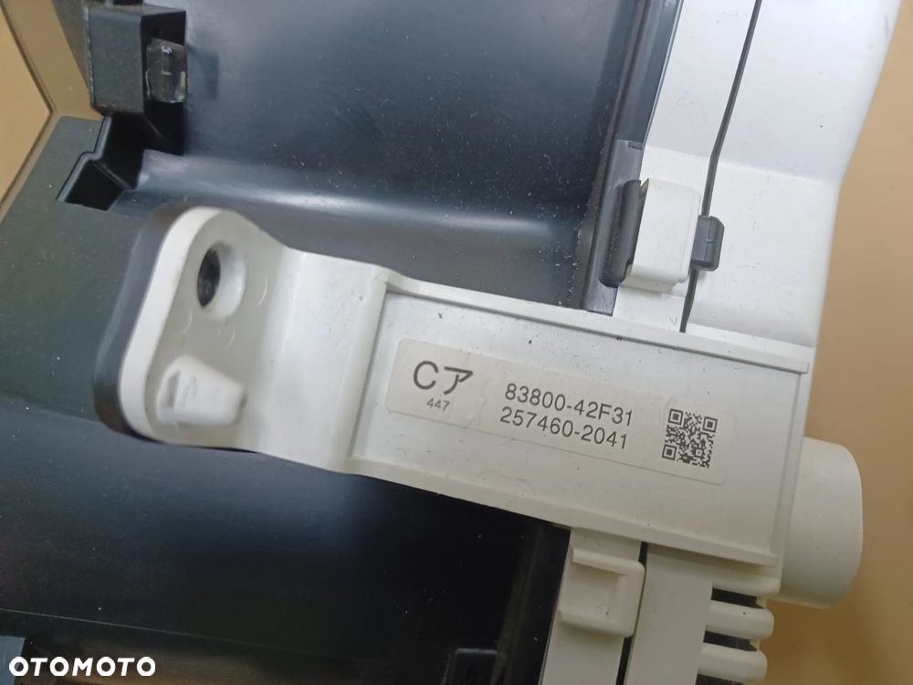 LICZNIK ZEGAR RAV4 III LIFT 8380042F31 - 3