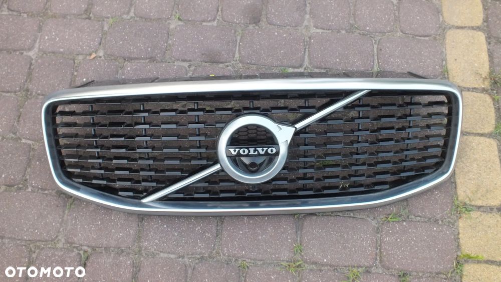 Atrapa zderzaka gril Volvo XC60 II R-Design - 1