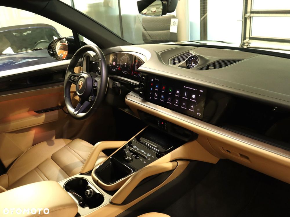 Porsche Cayenne Standard - 18